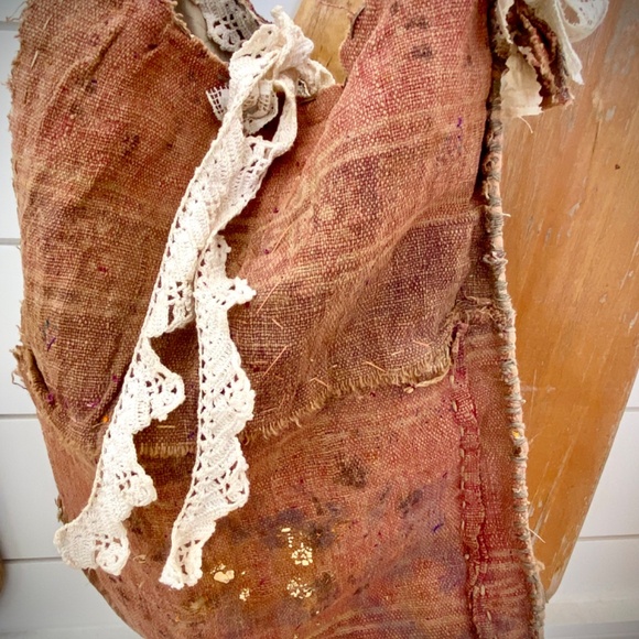 One of A Kind -Handmade Vintage Indian Textile Bag! - Picture 6 of 8